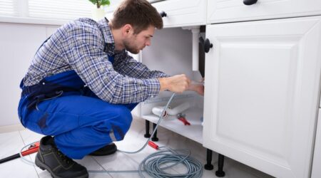 Top plumbing companies and tips for hiring plumbing professionals