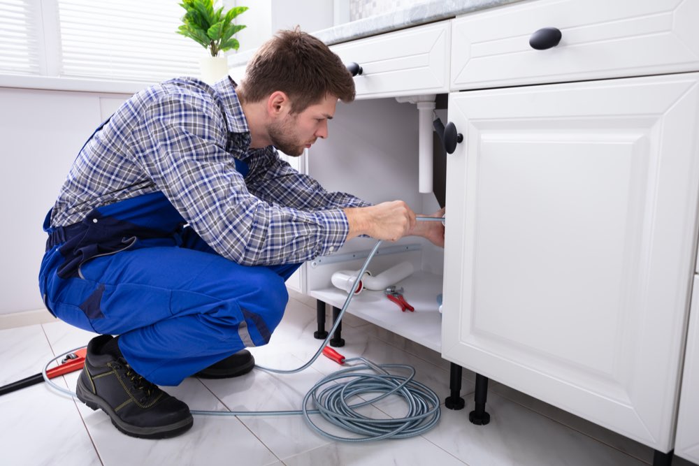 Top plumbing companies and tips for hiring plumbing professionals