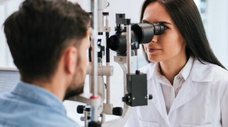 10 paramount tips for selecting an ophthalmologist